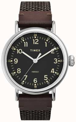 Timex 标准 40 毫米银色表壳黑色表盘棕色织物皮革表带 TW2U89600